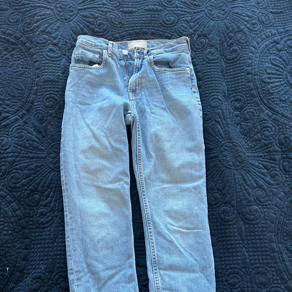 Everlane crop cheeky jean pale blue